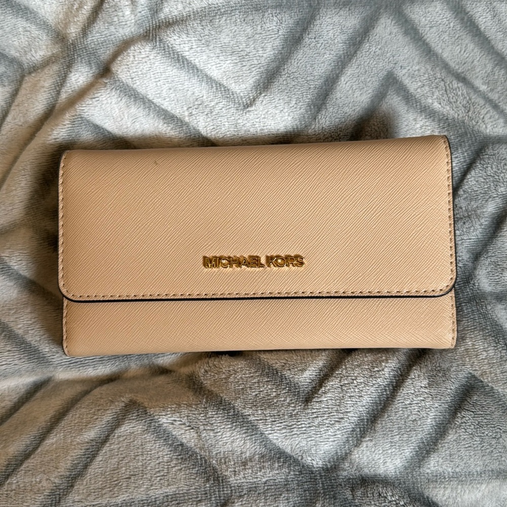 Michael Kors Beige Wallet